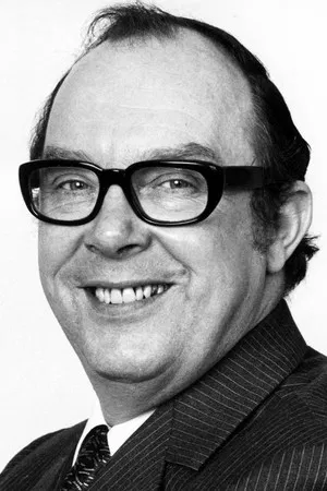 Eric Morecambe photo