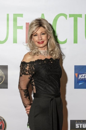 Cindy Copeland photo