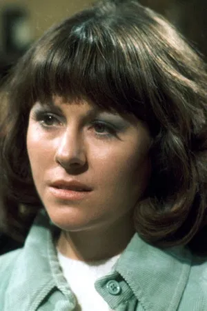 Elisabeth Sladen photo