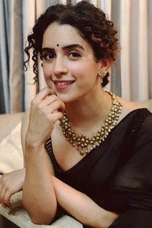 Sanya Malhotra photo