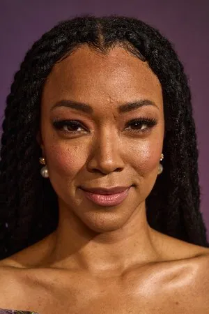 Sonequa Martin-Green photo