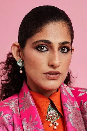 Kubbra Sait photo