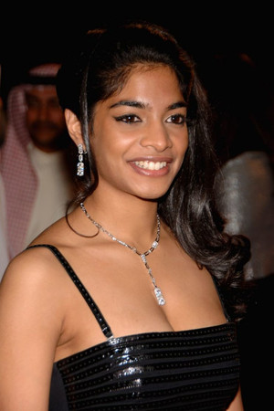 Amara Karan photo