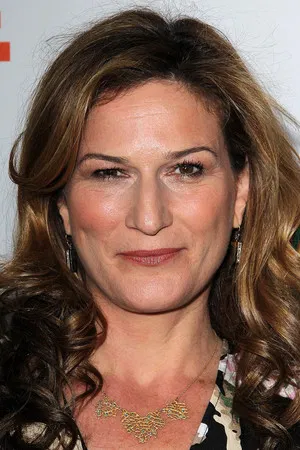 Ana Gasteyer photo