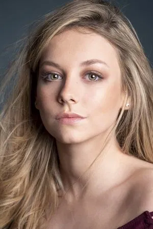 Ester Expósito photo