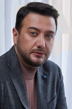 Onur Büyüktopçu photo