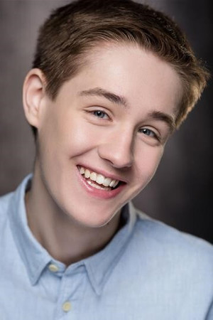 Archie Lyndhurst photo