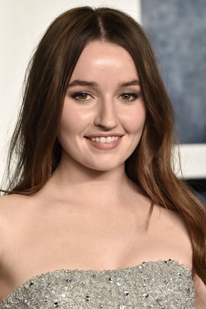 Kaitlyn Dever photo