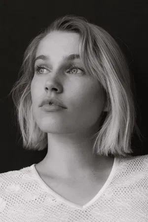 Thea Sofie Loch Næss photo