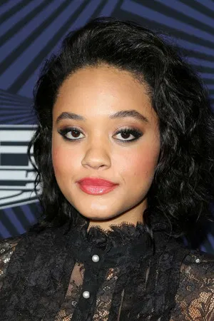 Kiersey Clemons photo