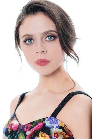 Bel Powley photo