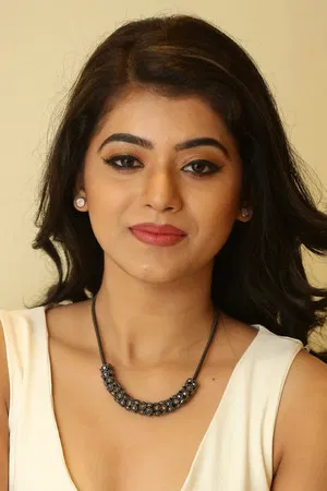 Yamini Bhaskar photo