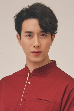 Sutthirak Tangsutthichai photo