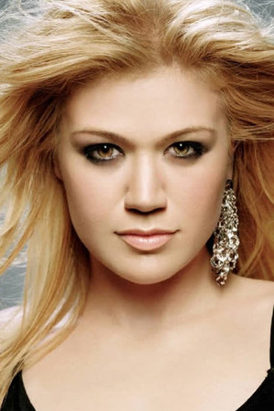 Kelly Clarkson photo