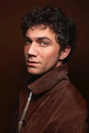 Luke Brandon Field photo