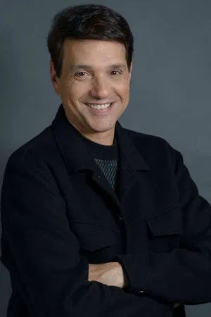 Ralph Macchio photo