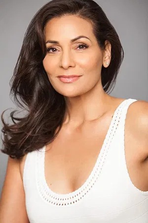 Constance Marie photo