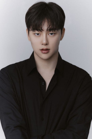 Kwon Hyun-bin photo