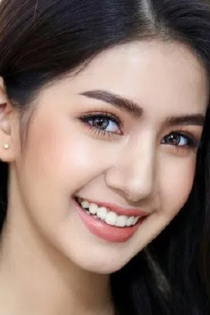 Pornchada Warapachara photo