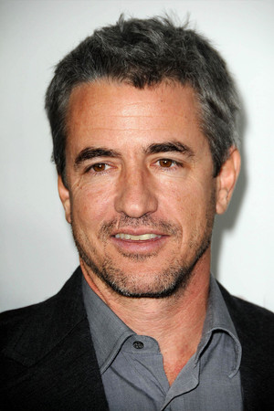 Dermot Mulroney photo