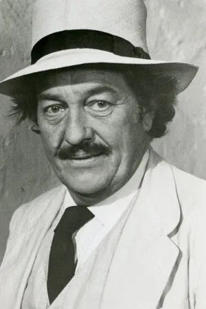 Strother Martin photo