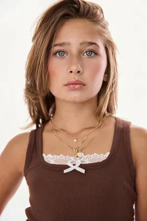 Ana Sophia Heger photo