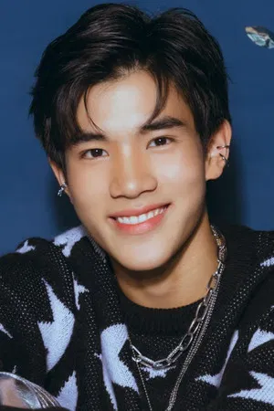 Nattawat Jirochtikul photo