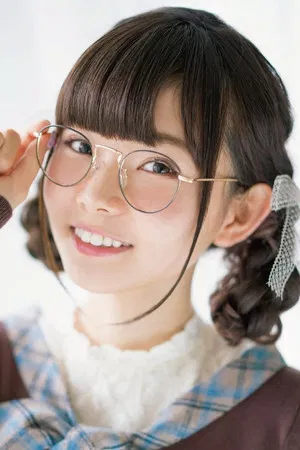Nanaka Suwa photo