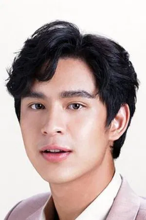 Phattharapon Dejpongwaranon photo