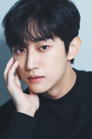 Jung Jin-young photo