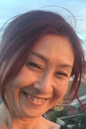 Yumi Yoshiyuki photo