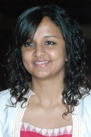Kiruthiga Udhayanidhi photo