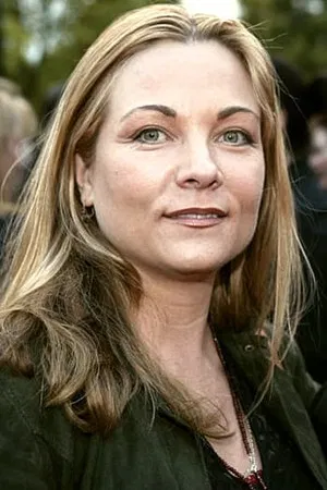 Theresa Russell photo