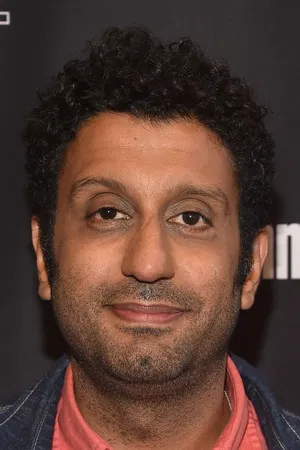 Adeel Akhtar photo