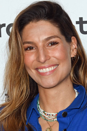 Laury Thilleman photo