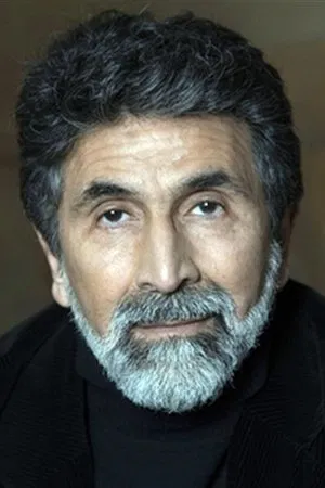 Azize Kabouche photo