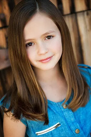 Olivia Sanabia photo