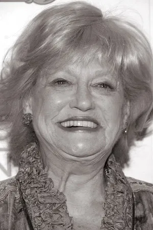 Suzanne Shepherd photo