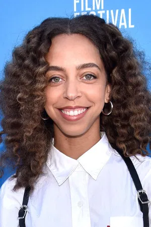 Hayley Law photo