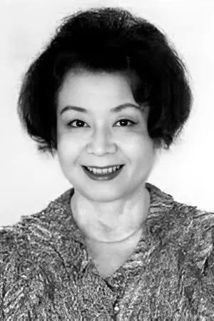 Moeko Ezawa photo