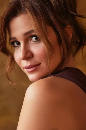 Aylin Kontente photo