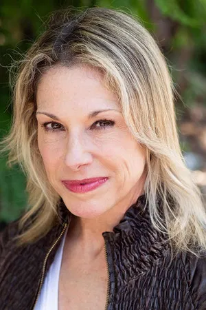 Stephanie Falciano photo