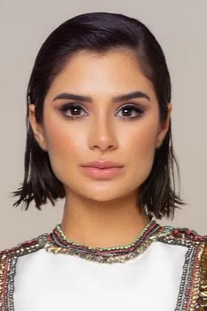 Diane Guerrero photo