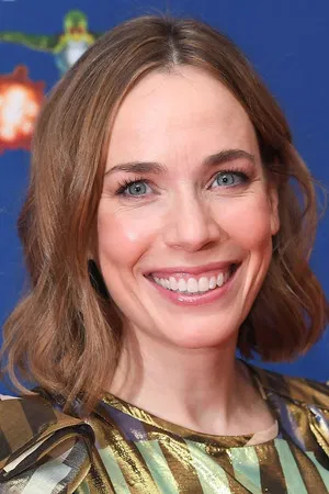 Laura Main photo