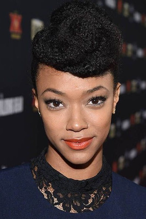 Sonequa Martin-Green photo