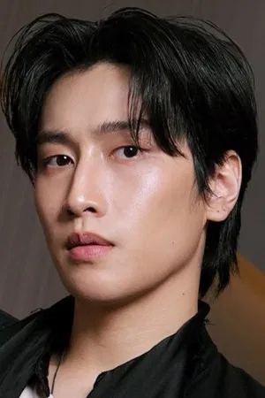 Wichapas Sumettikul photo