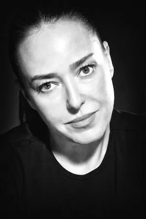 Yaprak Özdemiroğlu photo