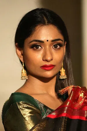 Sandhya Raju photo
