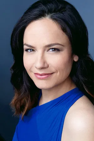 Sarah Podemski photo