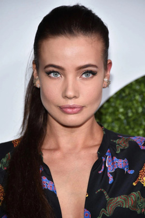Stephanie Corneliussen photo